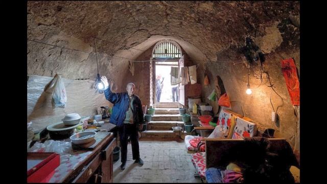 Более 30 миллионов человек в Китае живут в пещерах смотреть онлайн