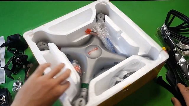 САМЫЙ КРУТОЙ КВАДРАКОПТЕР! смотреть онлайн