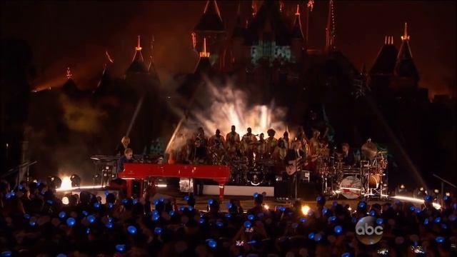 Elton John live HD - Circle Of Life (Disneyland 60th anniversary) | 2016 смотреть онлайн