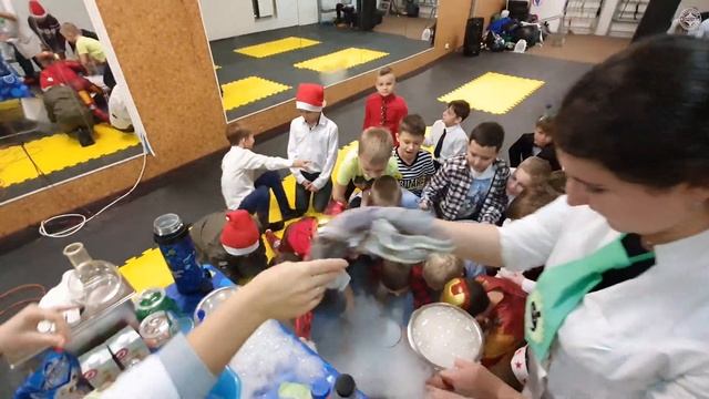 Новогодний праздник // Центральная доджо смотреть онлайн