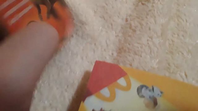 распаковка динозавра из Макдональса смотреть онлайн