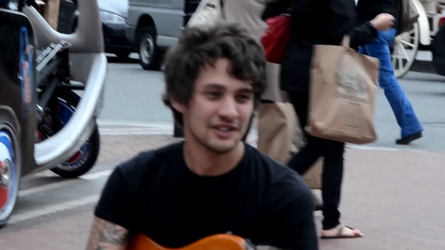 ИРЛАНДИЯ УЛИЧНЫЕ МУЗЫКАНТЫ - ДУБЛИН ► Музыкальные Таланты смотреть онлайн