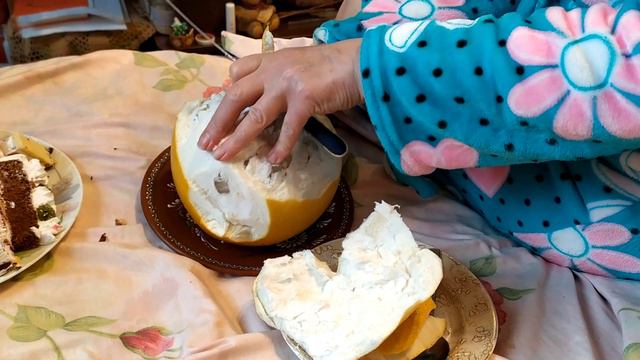 8 МАРТА / ПРАЗДНИК / ГОСТИ / ПРАЗДНИЧНЫЙ СТОЛ / ВЛОГ / КАК МЫ ПРАЗДНУЕМ смотреть онлайн