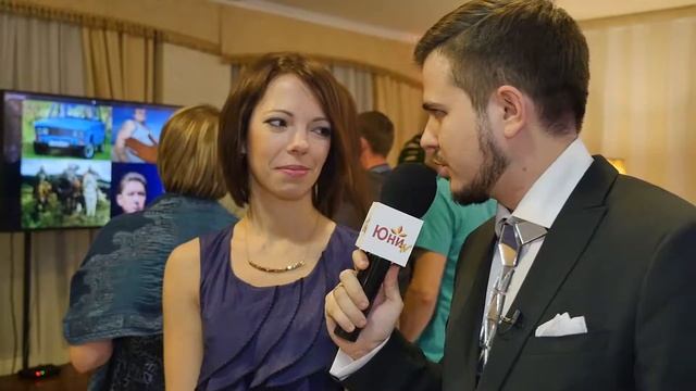 Новогоднее интервью на корпоративе смотреть онлайн