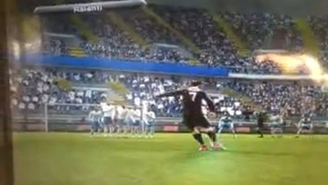 Лучший гол Роналду Pes 2013! смотреть онлайн