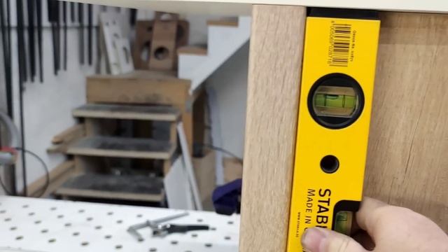 Как повесить кухню до потолка смотреть онлайн