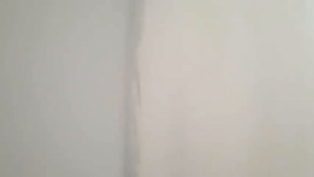 Водоэмульсионное окрашивание поверхностей стен вручную при помощи кистей и валиков. смотреть онлайн