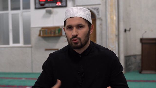 Кто вводит вас в заблуждение? I Сулейманов Мухаммад смотреть онлайн