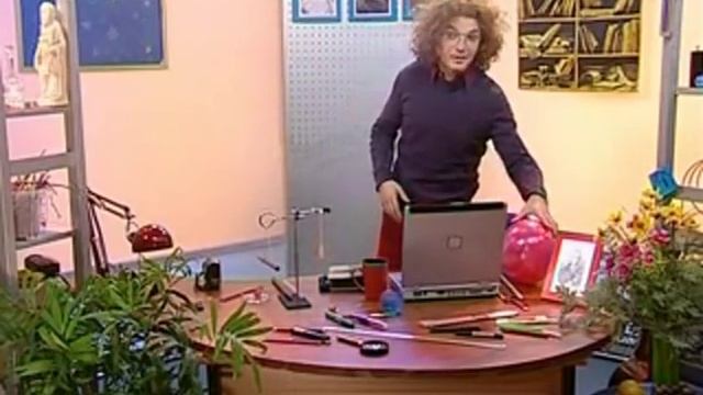 Физика 41. Электрический заряд. Проводники и диэлектрики — Академия занимательных наук смотреть онлайн