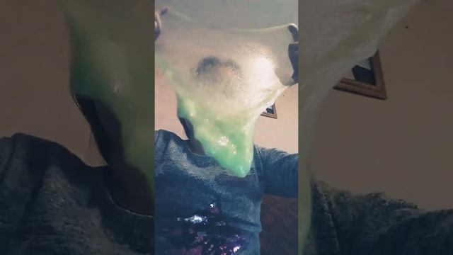 Слайм прилип к одежде смотреть онлайн