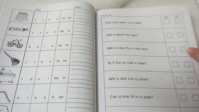 Explode the Code Levels 1-8 | Detailed Flip Through of Phonics Workbooks & Tips for Using Them смотреть онлайн