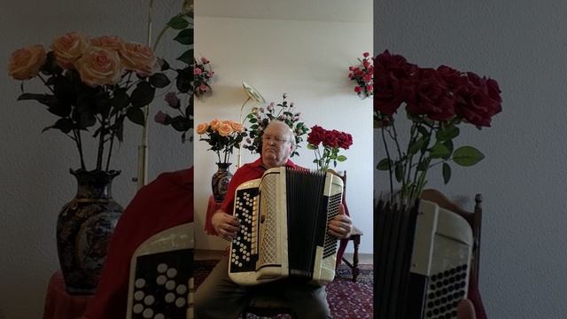 ХРИЗАНТЕМЫ. Польское ретро танго. смотреть онлайн