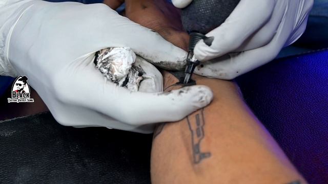 Black tattoo studio AK 47 Tattoo indore смотреть онлайн