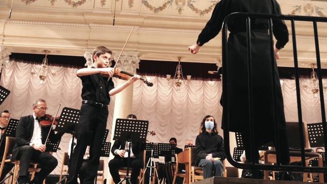 P. Sarasate - Zigeunerweisen (VERE MUSIC New Year 2021) смотреть онлайн