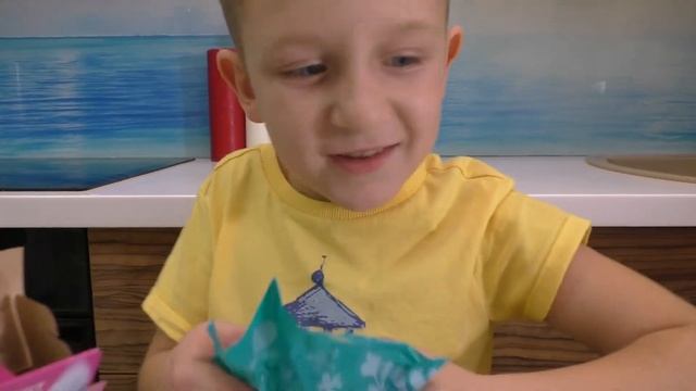 ТРОЛЛИ КЛЁВЫЕ ФИГУРКИ!! КОЛЛЕКЦИЯ! Собираем всю Коллекцию СВИТ БОКСЫ TROLLS SWEET BOX смотреть онлайн