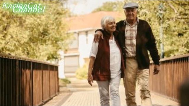 Дорогие мои старики! Очень светлый позитивный стих! КаринаКэт смотреть онлайн