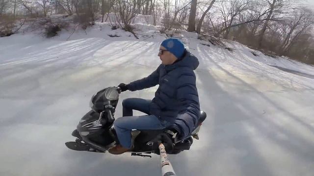 На скутере по воде / Scooter on the water смотреть онлайн
