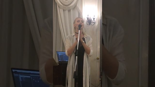 Дарья Январина - Я буду с тобой (ария из мюзикла «Фанфан Тюльпан») 09.10.2020 смотреть онлайн