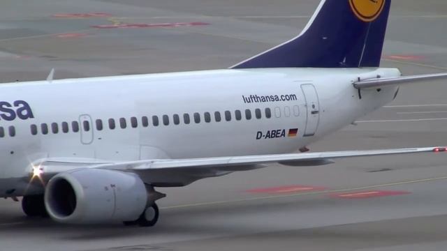 Hamburg Airport ground movements смотреть онлайн
