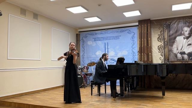 А. Глазунов Размышление, Исп. Дарья Кузьмина, 6 кл 13л смотреть онлайн