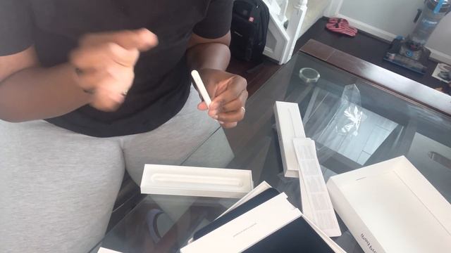 iPad pro 11” Unboxing with 2nd generation apple pencil (256 gb) смотреть онлайн