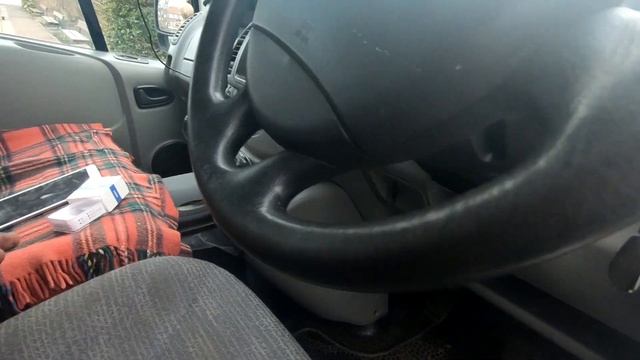 Renault Trafic or Vivaro Injector Warning light and spanner fix смотреть онлайн