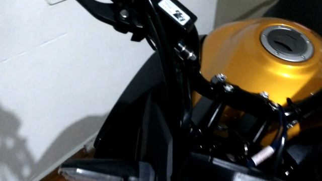 NOVA CB Twister Amarelo Perolizado 2020 смотреть онлайн