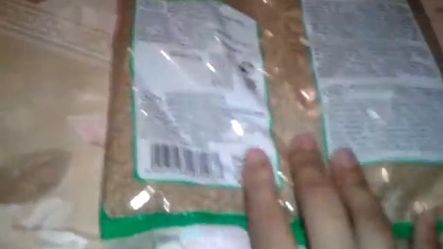 Покупки еды в метро (супермаркет)