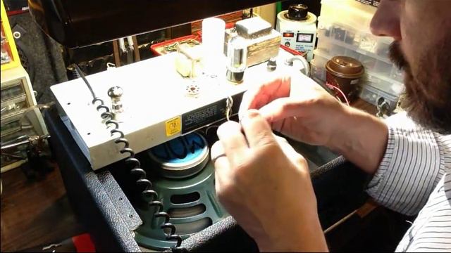 Fender Champ Blown Power Transformer? смотреть онлайн