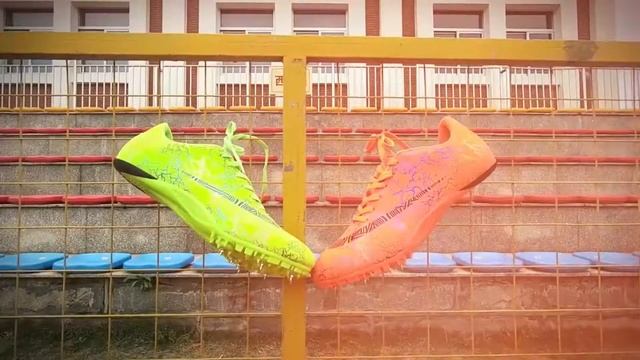 Спортивная обувь с шипами смотреть онлайн