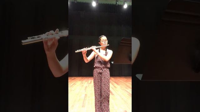 Sophie Lacaze Voyelles смотреть онлайн