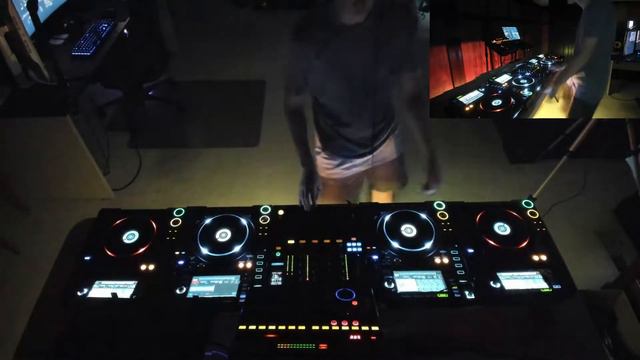 DJ Zwackery's House of Fun Season 2 Episode 32 смотреть онлайн