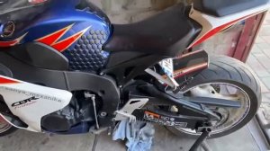 Как обслуживать цепь на мотоцикле / Чистка и смазка цепи мотоцикла