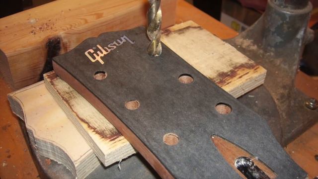 Epiphone Les Paul turned into a Gibson Les Paul смотреть онлайн