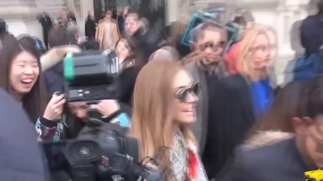 Fashion Week Paris 2015 2016 CHIARA FERRAGNI N1 смотреть онлайн