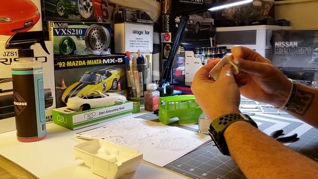 Fujimi Toyota BB And Trek/Thule Combo:  Build Part 1