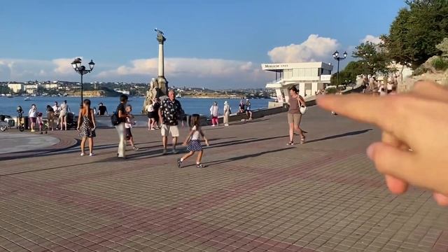 КРЫМ. Гуляем по набережной города-героя Севастополя. Сколько стоят экскурсии из Севастополя? смотреть онлайн