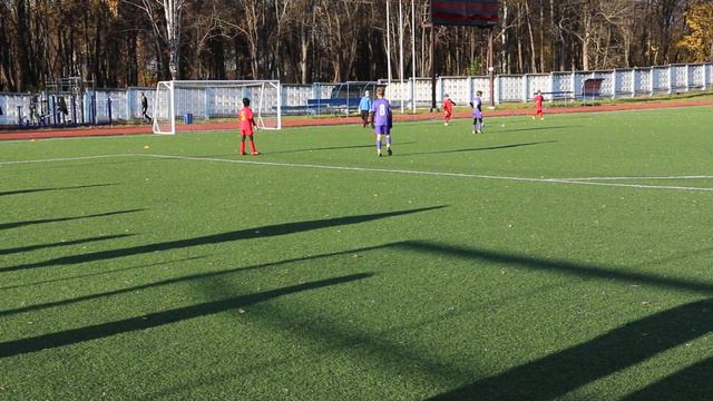 MVI 3412крепость серпухов -с ш.руза 2010год 2тайм. 0-1.