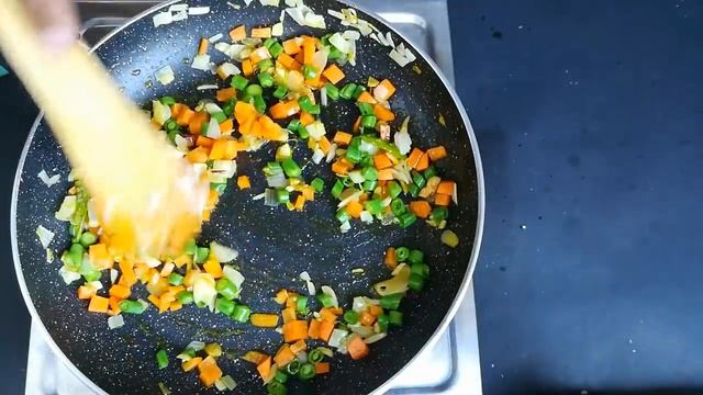 Egg Fried Rice | Restaurant Style Egg Fried Rice смотреть онлайн