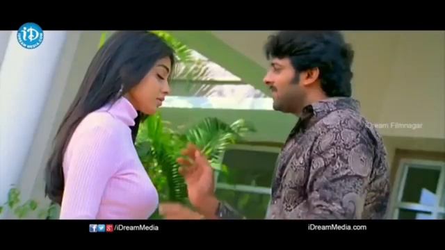Shriya Saran Boob Press