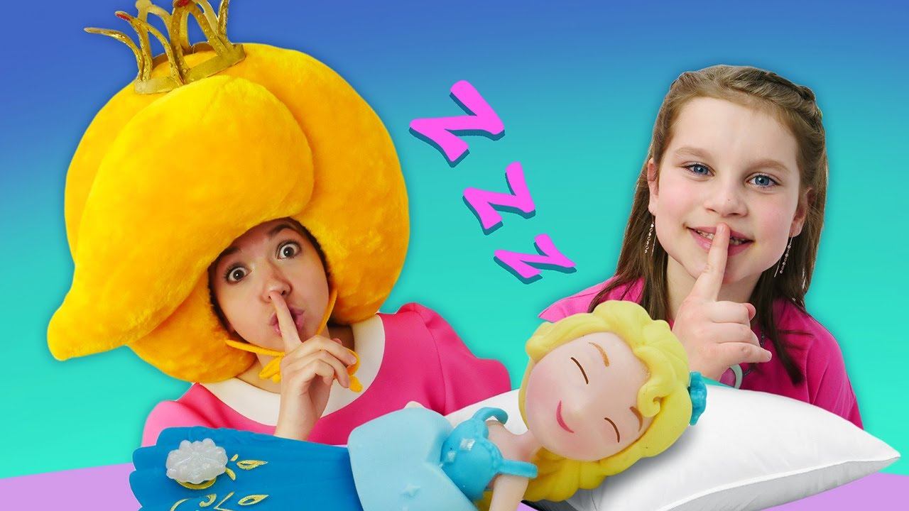 Принцесса Сина присматривает за куклами малышками - Видео для девочек про кукол и принцесс смотреть онлайн