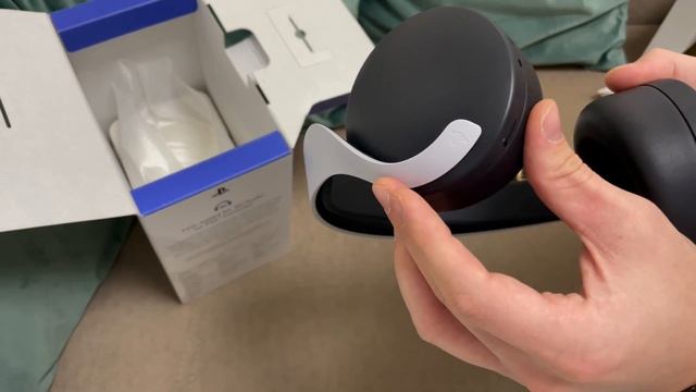 Распаковка и обзор наушников Pulse 3D для PlayStation 5 смотреть онлайн