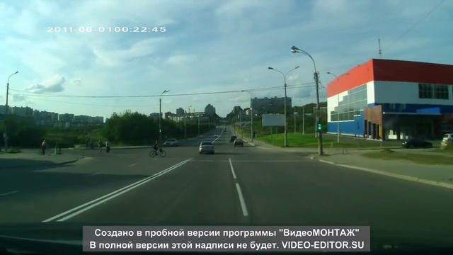 Велосипедистка на красный в Мурманске смотреть онлайн