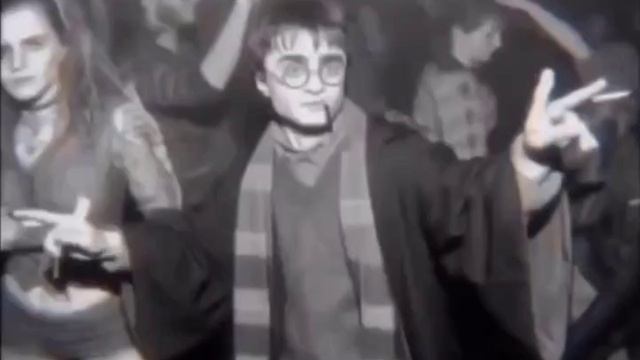 ?Обычные рейв-выходные в Хогвартсе начинаются именно так!