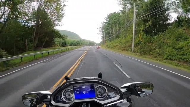 Americade Honda Goldwing DCT Test Ride | Thanks Craig Hanesworth. смотреть онлайн