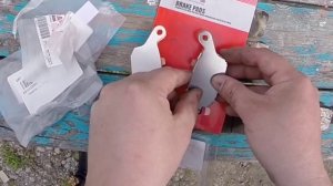 Замена задних тормозных колодок Yamaha FZ6 Fazer