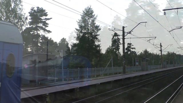 ТЭП70-0362 с поездом №051 Санкт-Петербург – Брест на платформе Михайловка | TEP70-0362, Mikhailovka смотреть онлайн