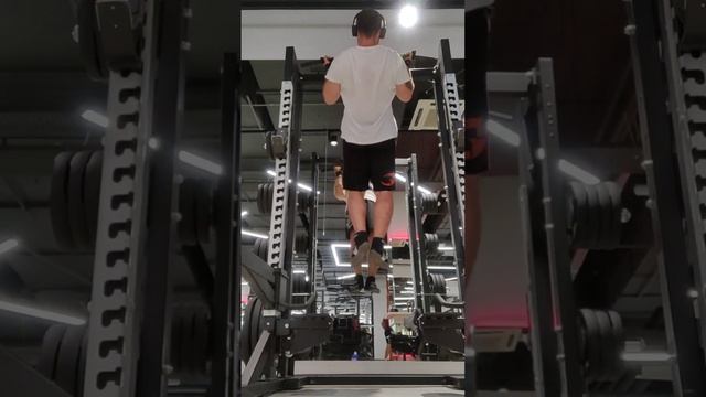 Подтягивания обратным хватом смотреть онлайн