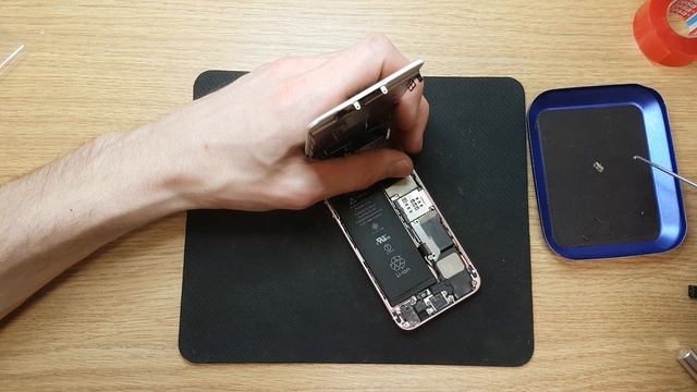 Apple iphone 5 se check for overheating of the processor by replacing the battery. смотреть онлайн
