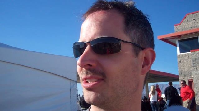Robin's Review of the Ferrari F430-F1 смотреть онлайн
